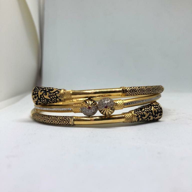 22KT/916 TRADITIONAL GOLD  KADLI BANGLE
